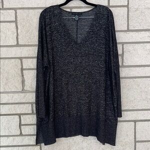 Women's Black V-Neck Top